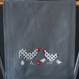 vervaco-embroidery-kit-table-runner-rooster-and-chicken-embroidery-kit-table-runner-rooster-and-chic-pn-0186090.jpg