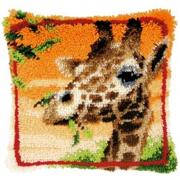vervaco-latch-hook-kit-cushion-giraffe-eating-leaves-latch-hook-kit-cushion-giraffe-eating-leaves-5413480423699.jpg